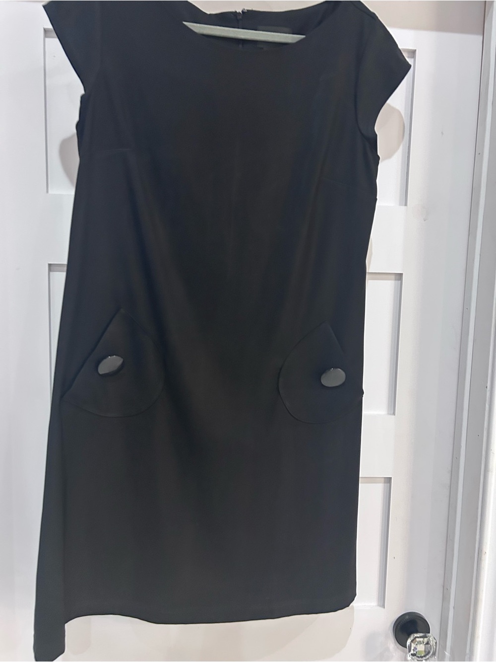 K & Company size 14, Black Cap-Sleeve Shift Dress